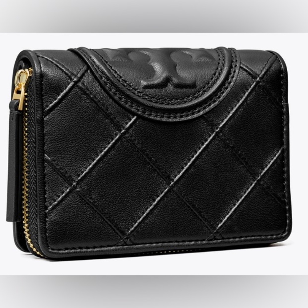 Tory Burch Fleming Soft Bi-Fold Wallet